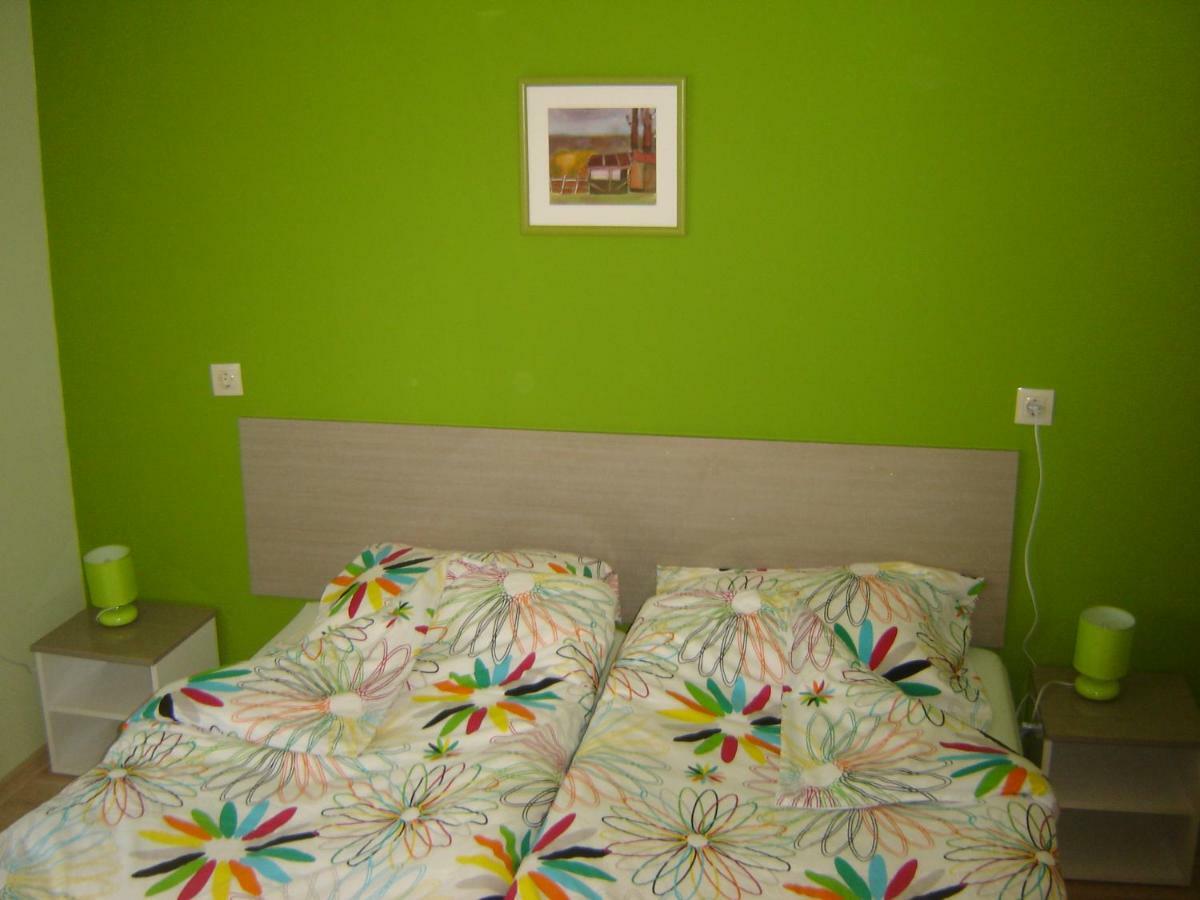 Rose Valley Guest House Kazanlak Kültér fotó